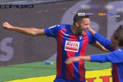 皇家马德里4-1大胜，西甲霸主六连胜领跑积分榜